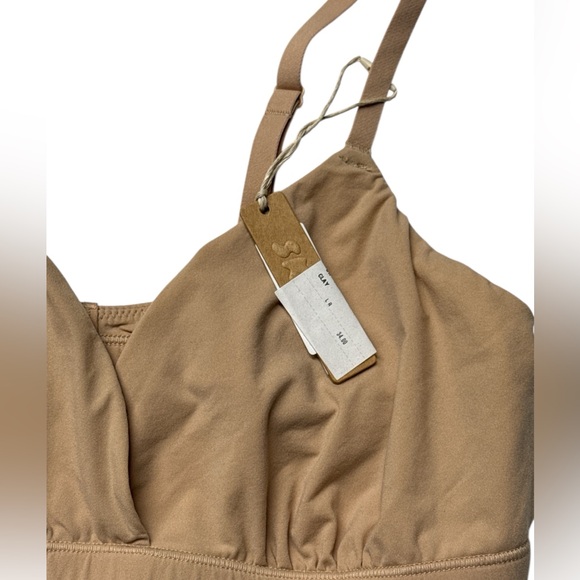 SKIMS FITS EVERYBODY’ CROSSOVER BRALETTE Seamless Tan Bralette - Picture 4 of 6